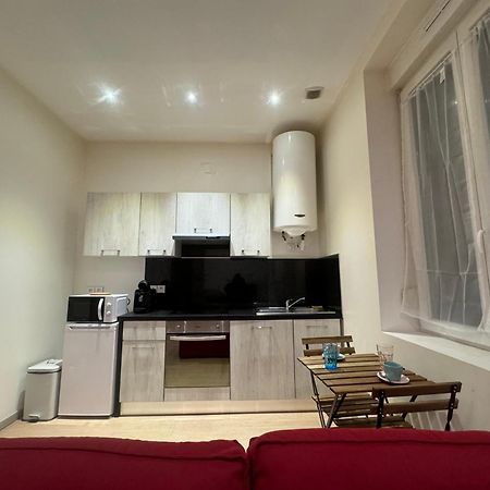 Apartament Christelle Romilly-sur-Seine Zewnętrze zdjęcie