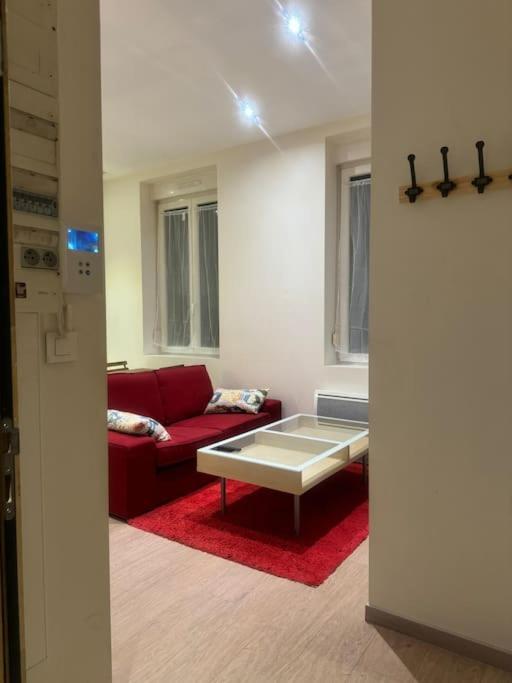 Apartament Christelle Romilly-sur-Seine Zewnętrze zdjęcie