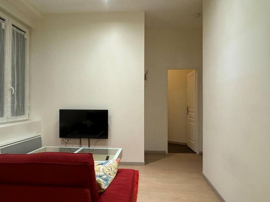 Apartament Christelle Romilly-sur-Seine Zewnętrze zdjęcie
