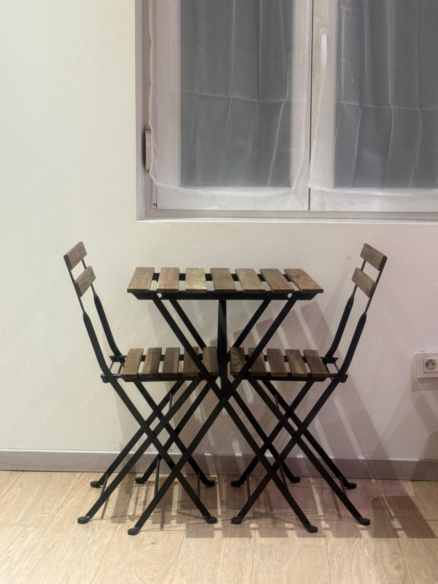 Apartament Christelle Romilly-sur-Seine Zewnętrze zdjęcie