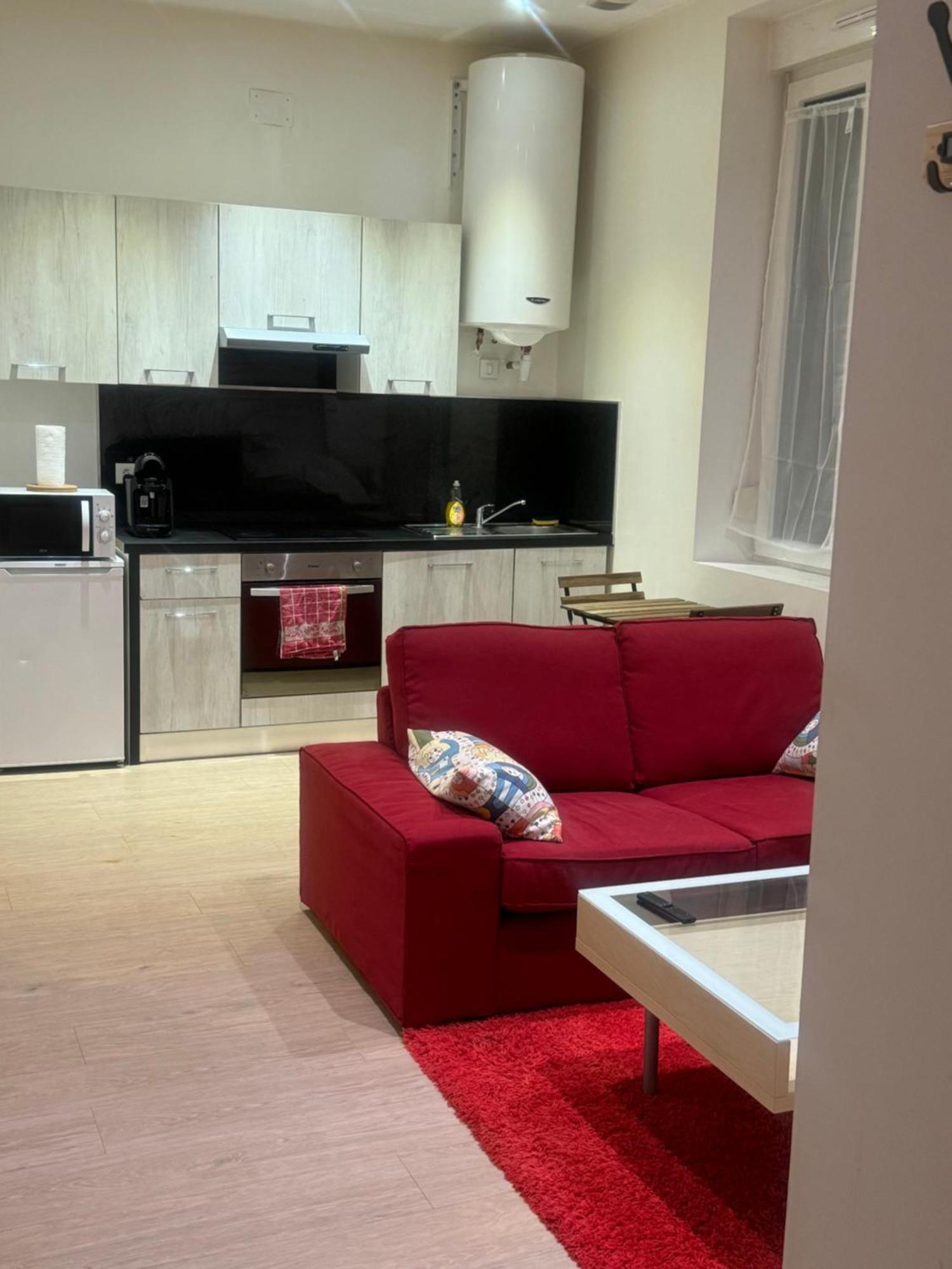 Apartament Christelle Romilly-sur-Seine Zewnętrze zdjęcie